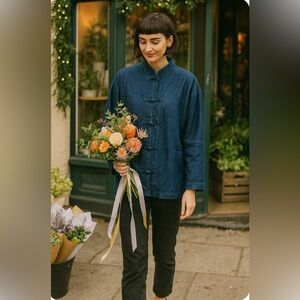 NWOT/ Pure Denim  Asian designed boxy cut dolman sleeve jacket,fabric toggles💙